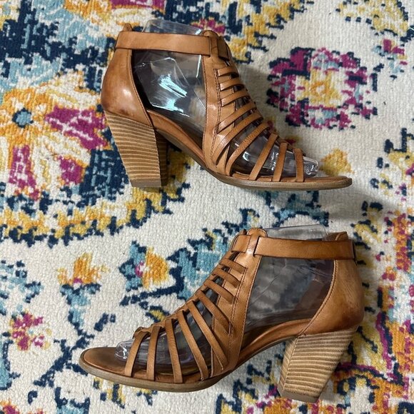 Paul Green Christy Leather Sandals Womens Size 5 US 7.5 Stacked Heel Cutouts Mod - Picture 5 of 11